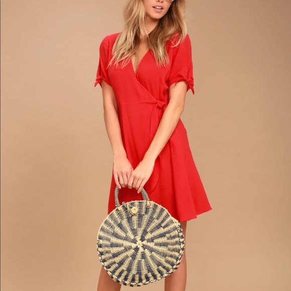 Lulus Dresses & Skirts - 🌹Red Wrap Dress